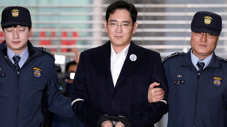 Завтра может решиться судьба главы Samsung. Президент Южной Кореи может решить помиловать Ли Джэ Ёна